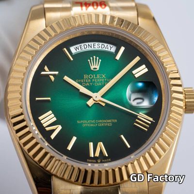 Rolex Day-date 8285 Movement 40mm Green Face Roman Numerals Markers Yellow Gold President Strap lumina watch for men